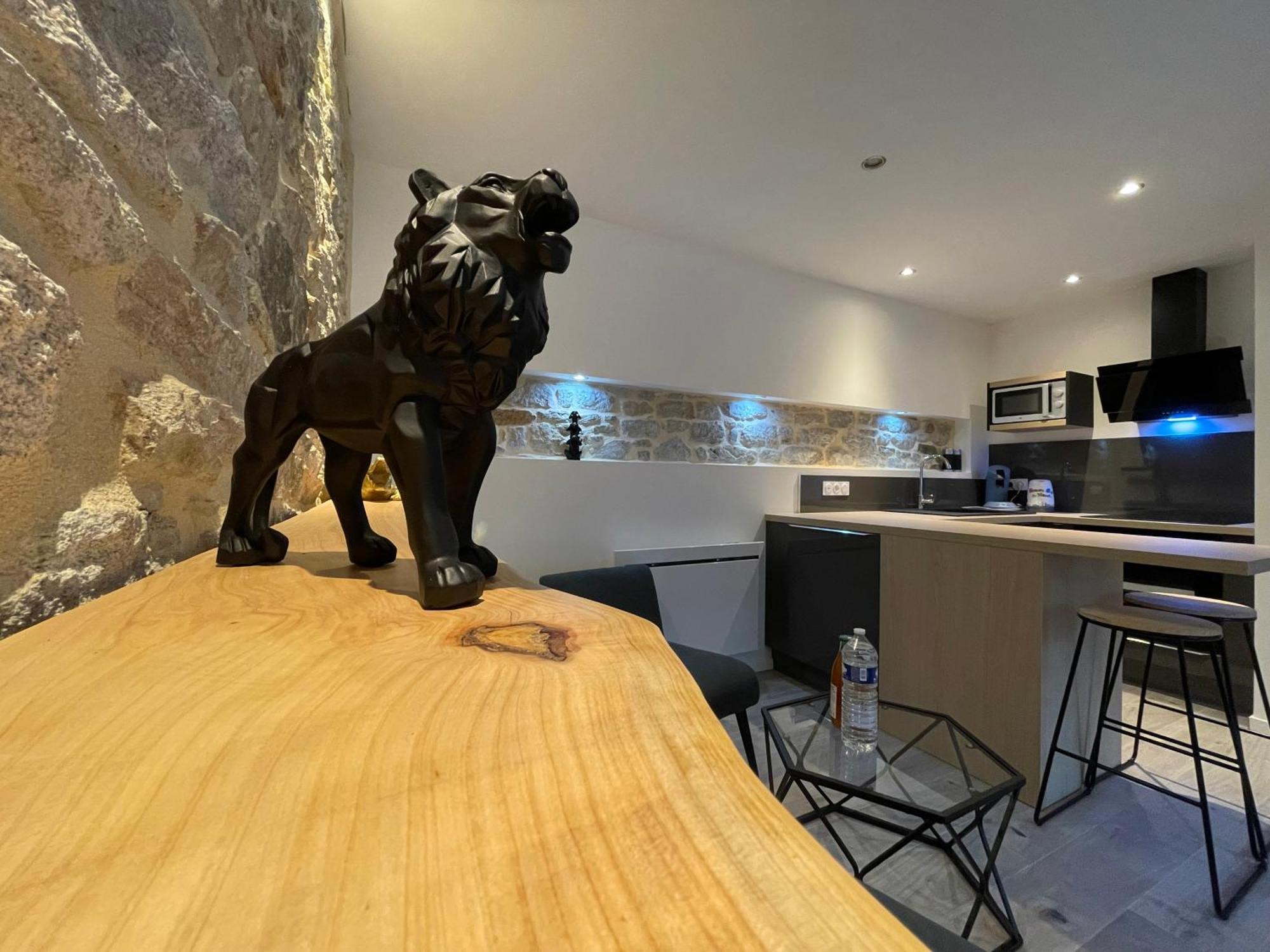 Le Calloch 2D - Studio 4 Etoiles - Quartier Gare - Wifi - Netflix Quimper Exterior foto